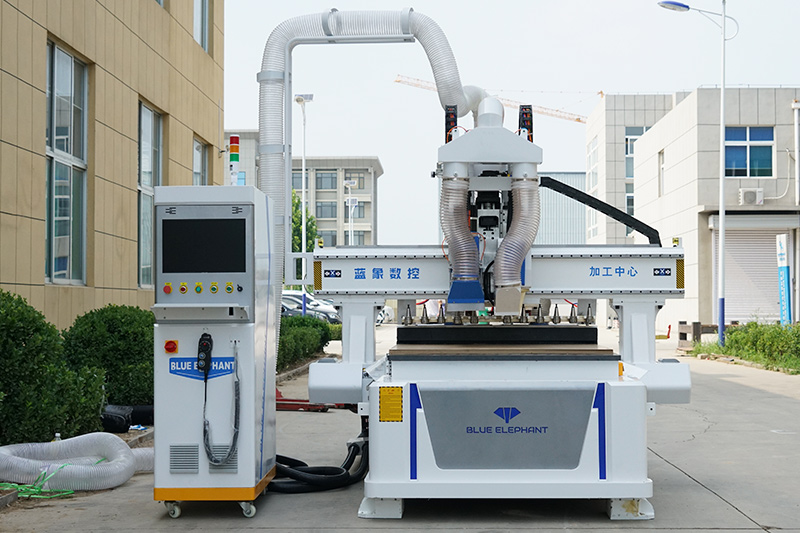 板式家具生產(chǎn)線(xiàn)